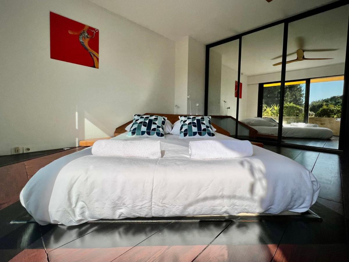 "La Villa Bali", En Bord De Mer A 5 Mn Des Plages Avec Piscine A Cascade, Grand Exterieur Unique Sur Le Theme De Bali Six-Fours-les-Plages Exterior foto