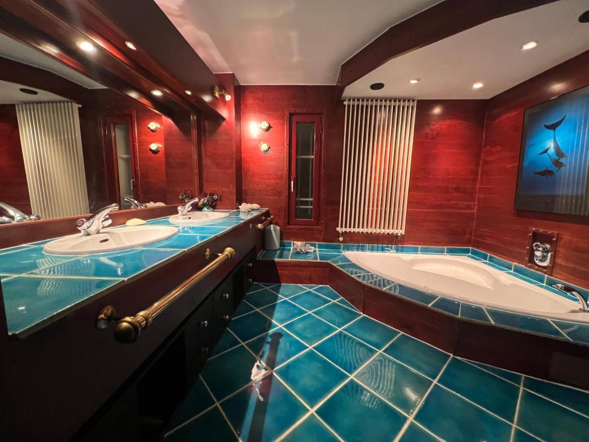 "La Villa Bali", En Bord De Mer A 5 Mn Des Plages Avec Piscine A Cascade, Grand Exterieur Unique Sur Le Theme De Bali Six-Fours-les-Plages Exterior foto